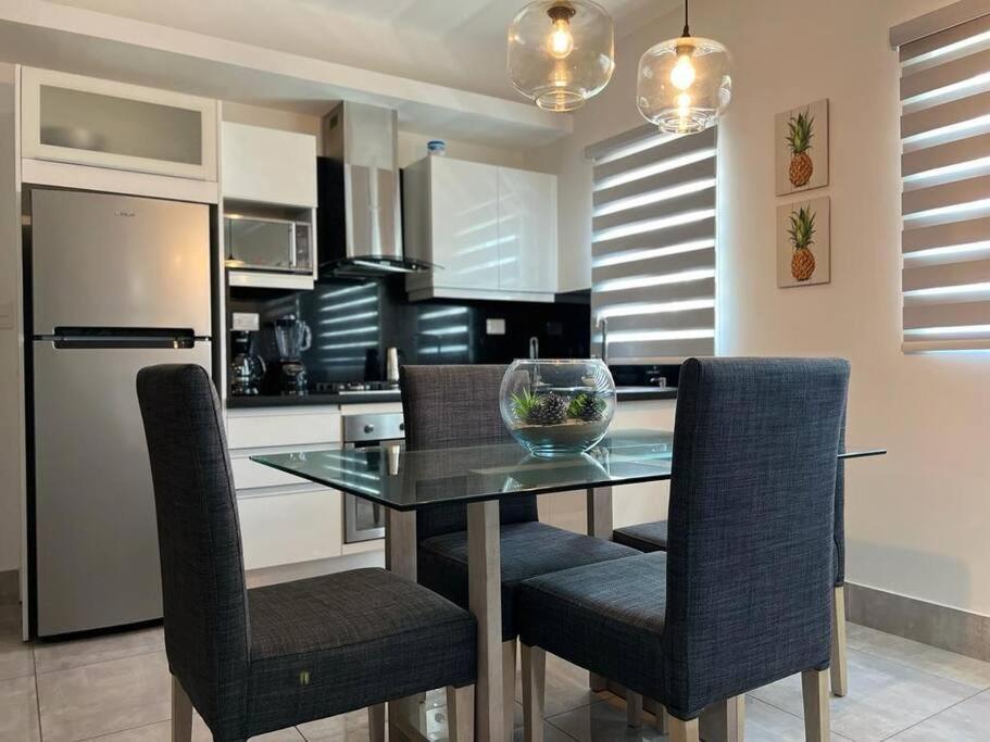 סנטיאגו דה לוס קבאלרוס Suites Room Soha II מראה חיצוני תמונה