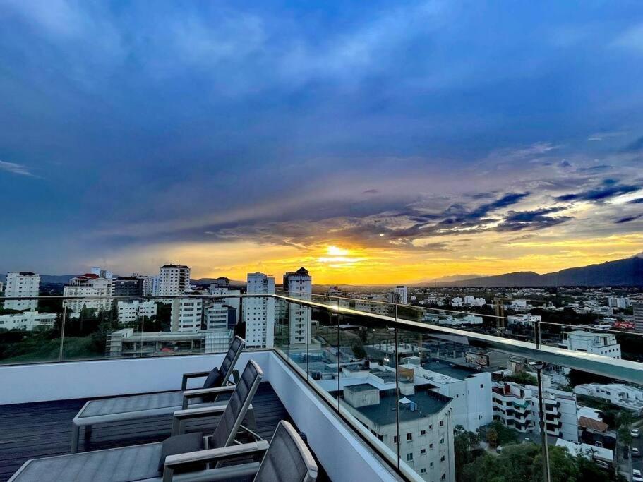 סנטיאגו דה לוס קבאלרוס Suites Room Soha II מראה חיצוני תמונה